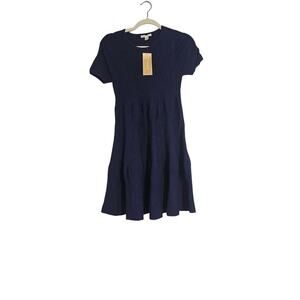 Short-sleeve knit mini dress